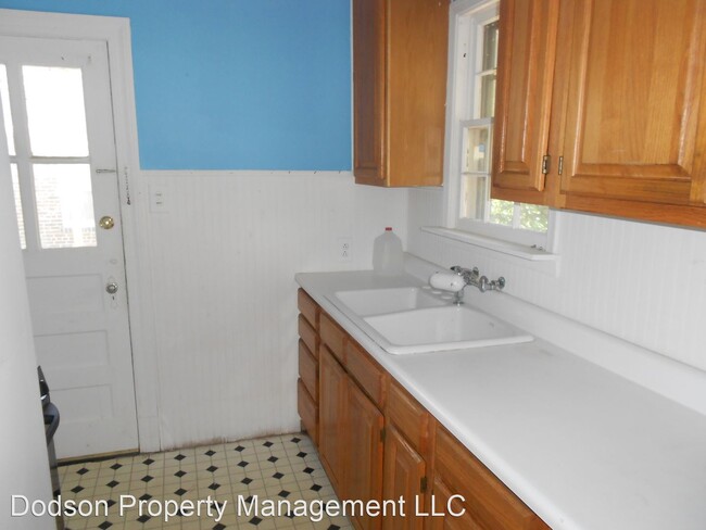 Building Photo - 3 br, 1 bath House - 608 Freeman Road