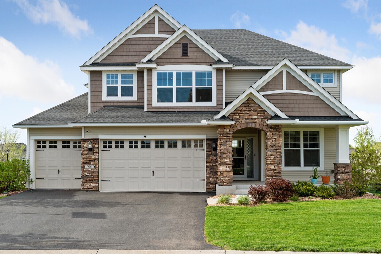 Foto principal - 19210 Paddock Ln