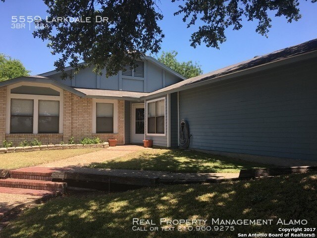 Building Photo - Spacious One Story Home