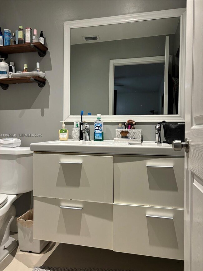 Foto del edificio - 9716 NW 51st Terrace