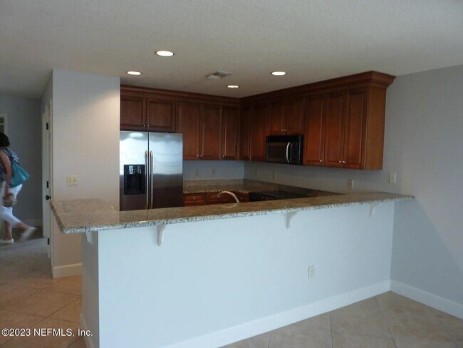 Building Photo - 1478 Riverplace Blvd