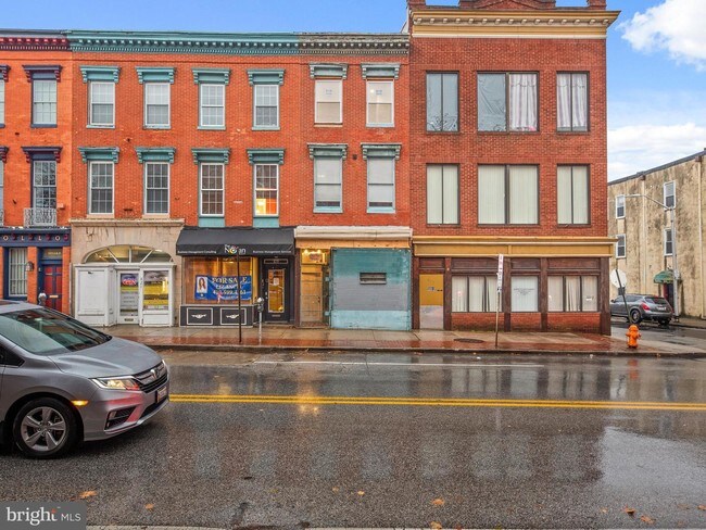 Building Photo - 817 E Baltimore St