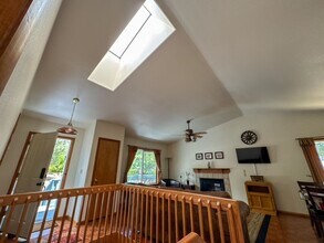 Building Photo - 155 Bison Dr