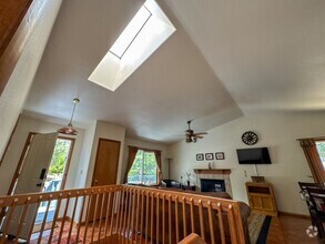Building Photo - 155 Bison Dr