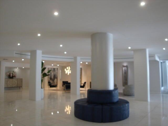 Foto del edificio - 3546 S Ocean Blvd