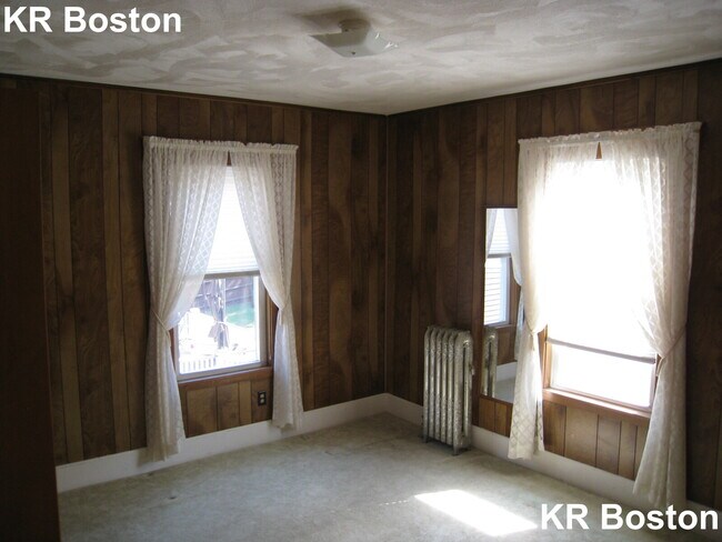 Building Photo - 56 Union St