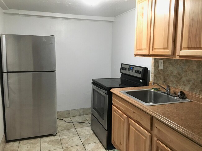 Kitchen - 4245 Highland Drive