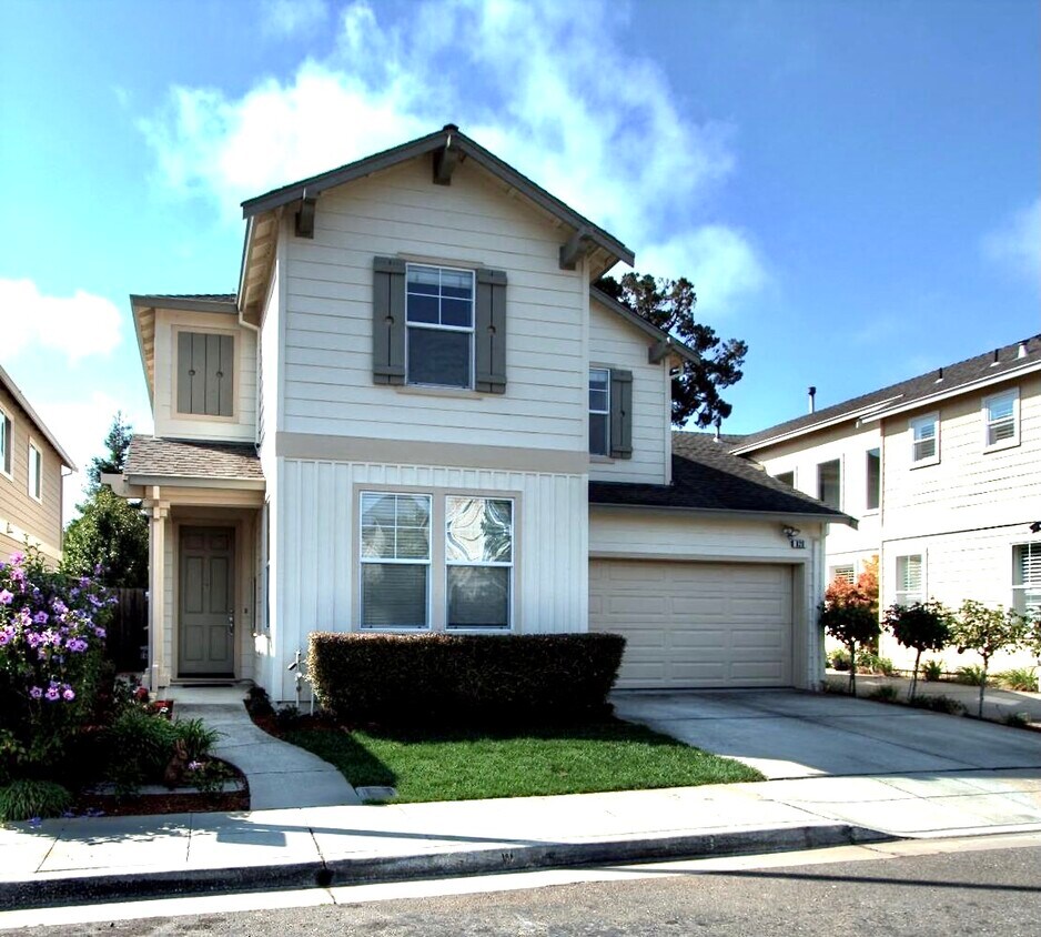 Front of the house - 928 Baines St