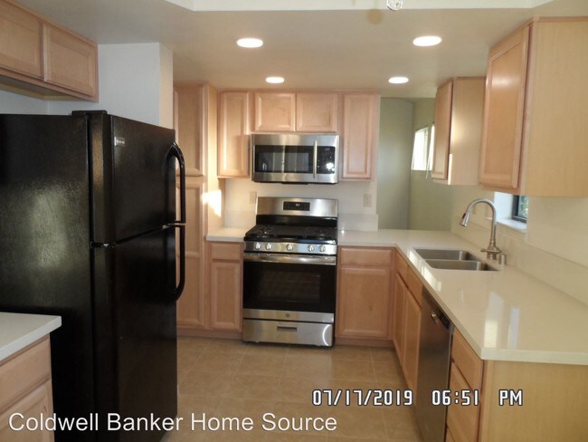 Building Photo - 2 br, 2 bath House - 19237 Palm Way
