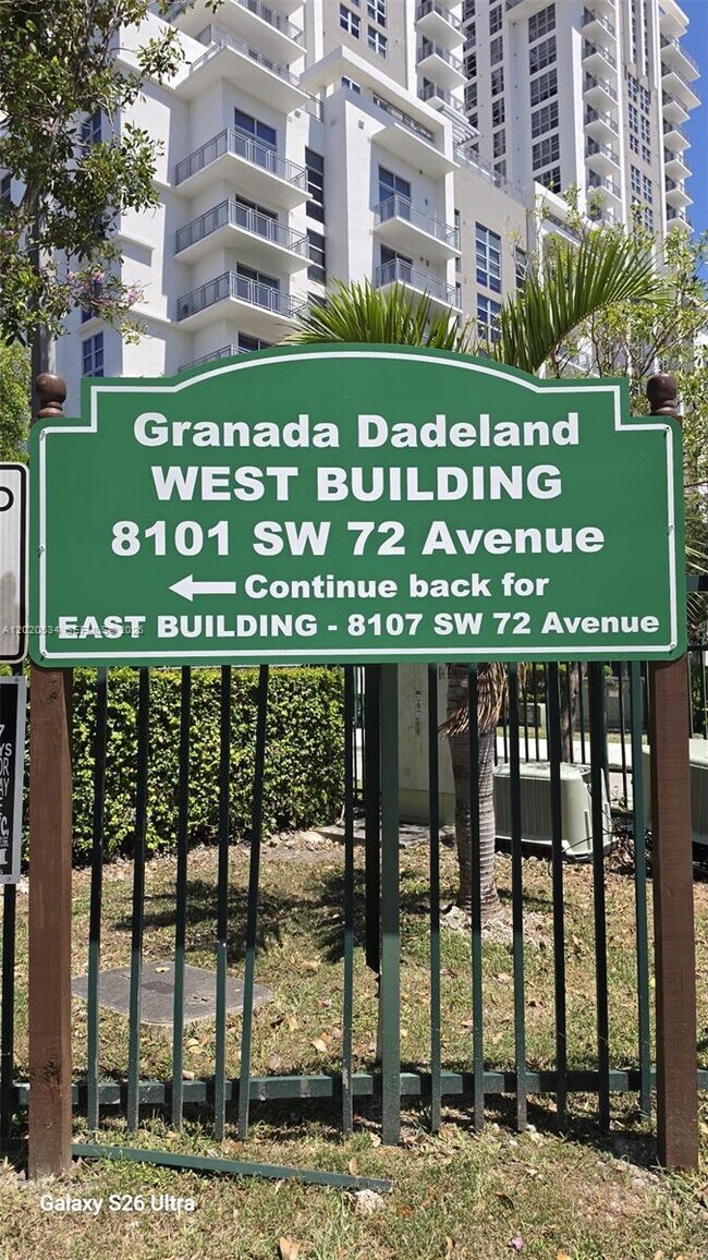 Building Photo - 8107 SW 72nd Ave