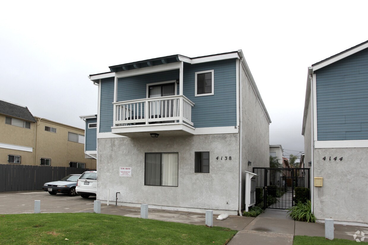 Foto del edificio - 4138-4144 Illinois St