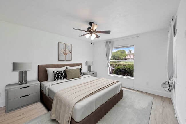 Building Photo - 9650 Victoria Ln