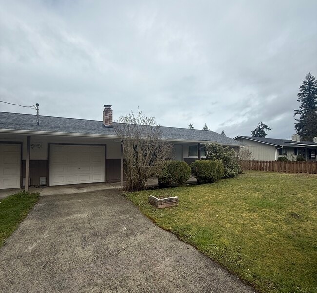 Building Photo - 7806 3rd Ave SE