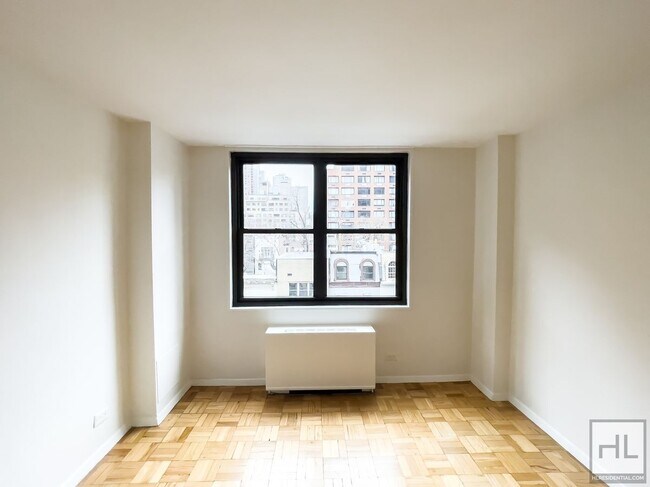 Foto del edificio - EAST 49 STREET