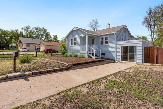 Building Photo - 817 23rd St