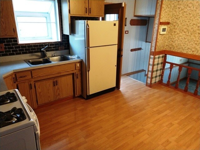 Building Photo - 15330 Kilpatrick Ave