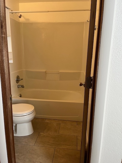 Bathroom - 1105 Hays St