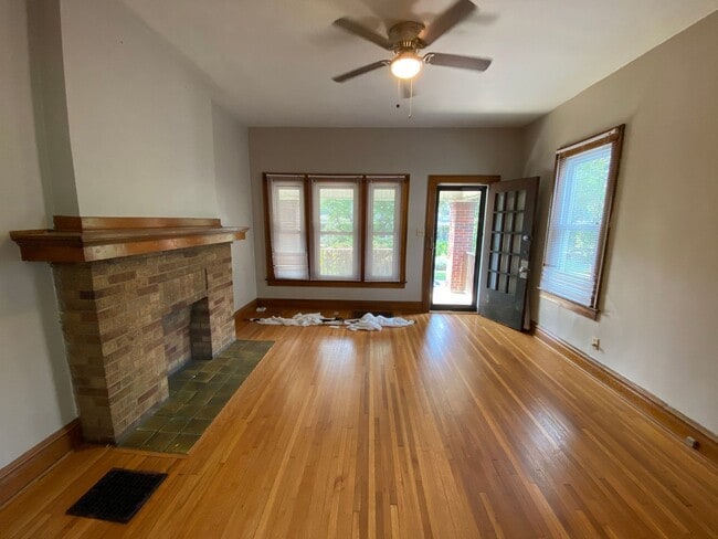 Building Photo - W Pacemont Rd 152-154 NSLLC