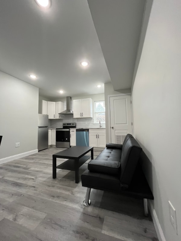 Photo - 106 S 42nd St Apartment