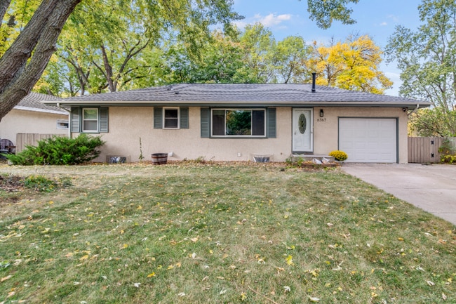 Building Photo - 6367 Zinnia Ln N