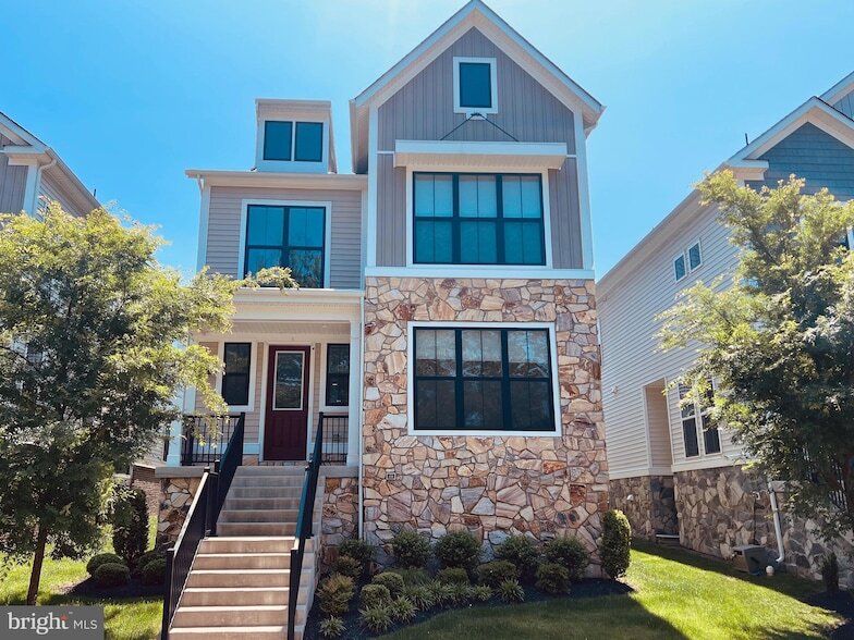 Foto principal - 23031 Glenwood Hts Cir