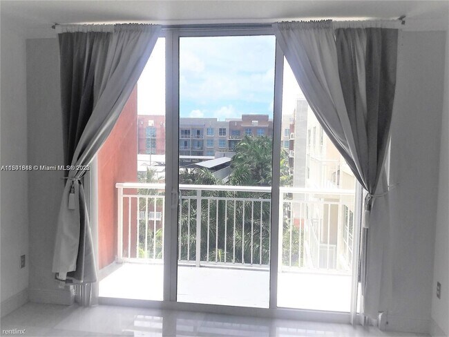 Foto del edificio - 2 br, 1.5 bath Condo - 2000 N Bayshore Dr ...