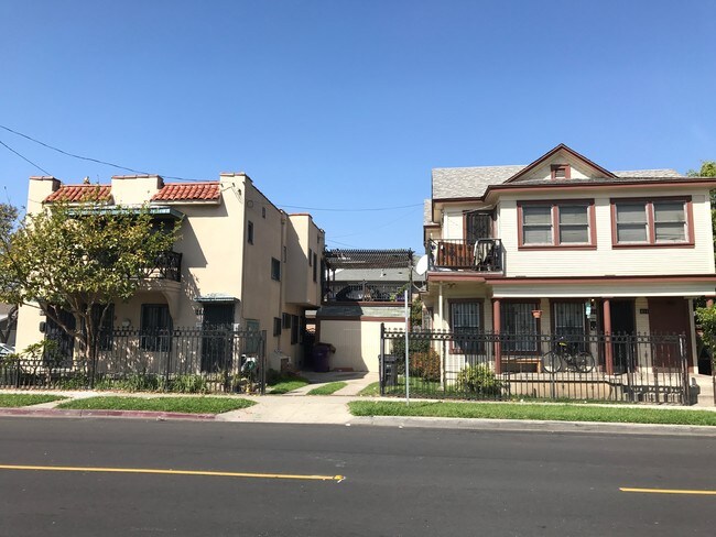 Building Photo - 801 Olive Ave