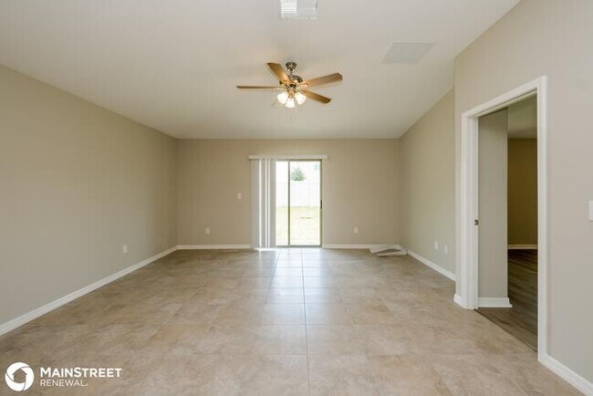 Building Photo - 11832 MIracle Mile Dr, Riverview, FL 33578