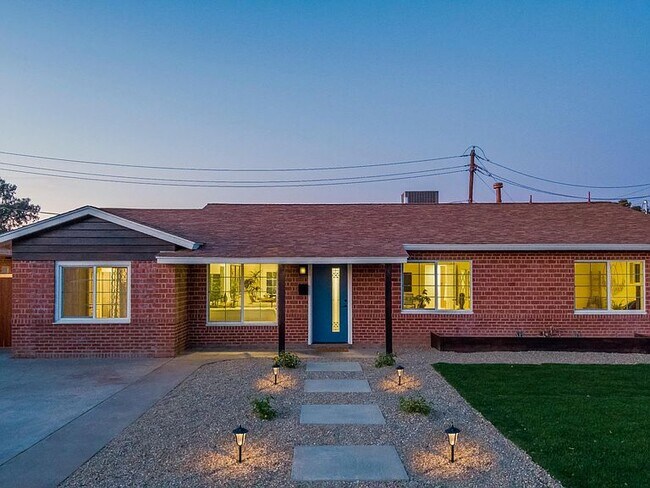 Foto del edificio - 2040 E Monte Vista Rd