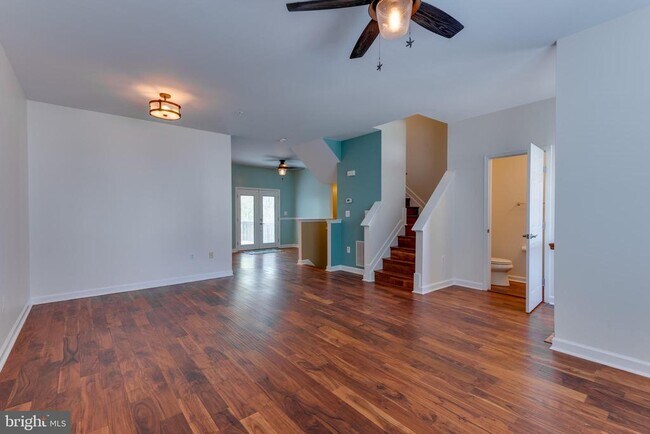 Building Photo - 48395 Sunburst Dr