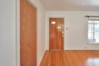 Building Photo - 3018 Attridge Rd