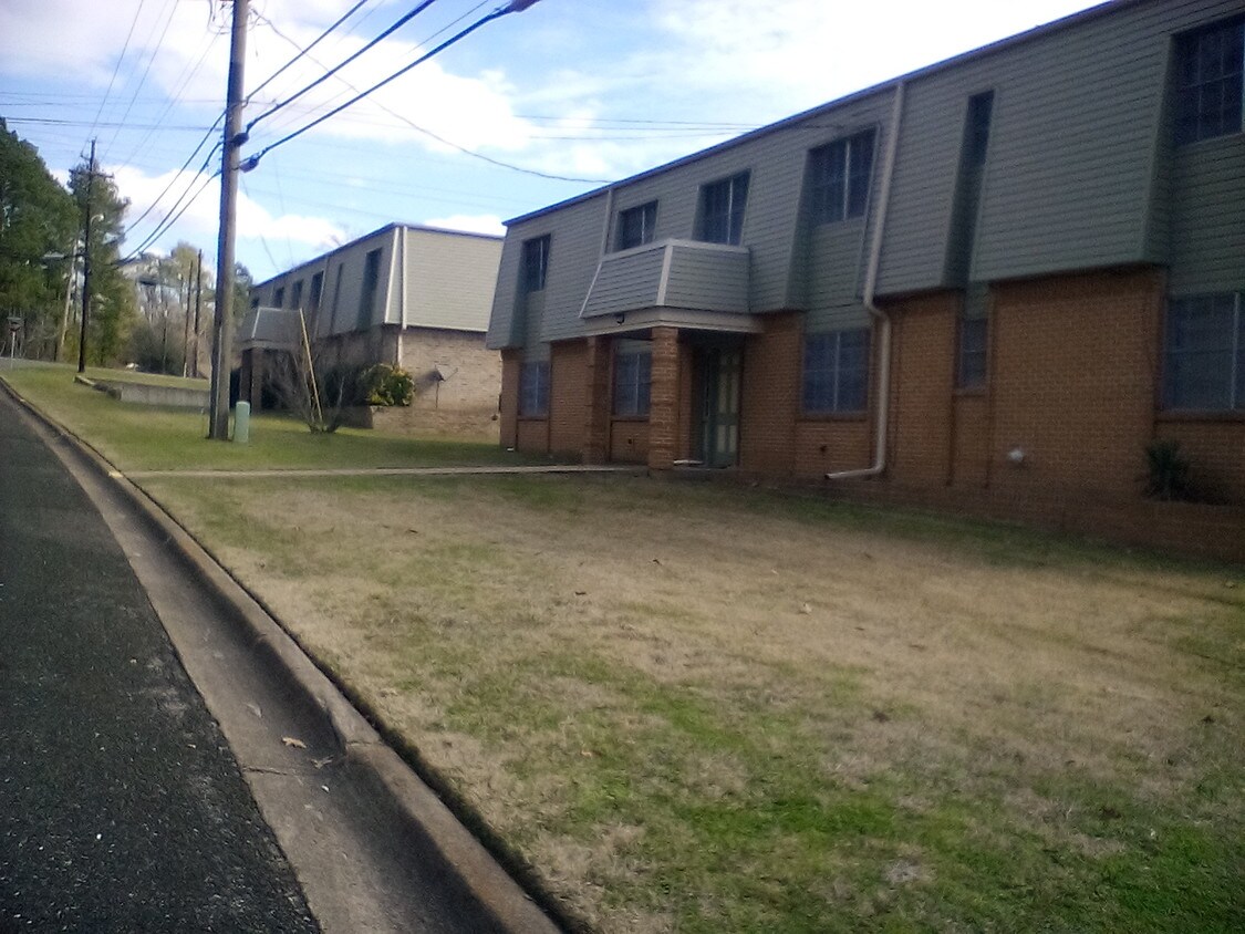 1000 Crescent Dr, Kilgore, TX 75662 Apartments in Kilgore, TX