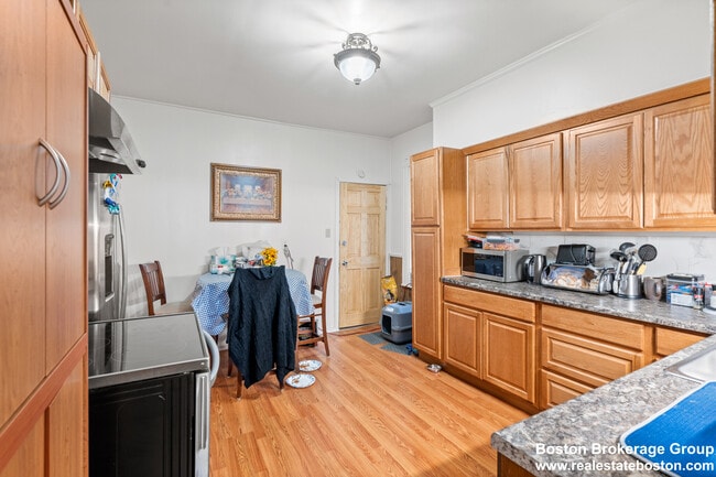 Foto del edificio - 78 Hillside St