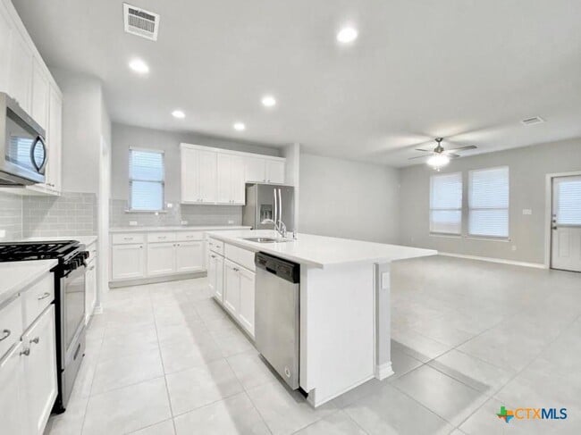 Foto del edificio - 816 Alta Wy