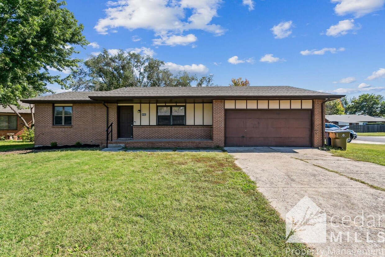 Foto principal - Updated 2 Bedroom Duplex - ANDOVER SCHOOLS!