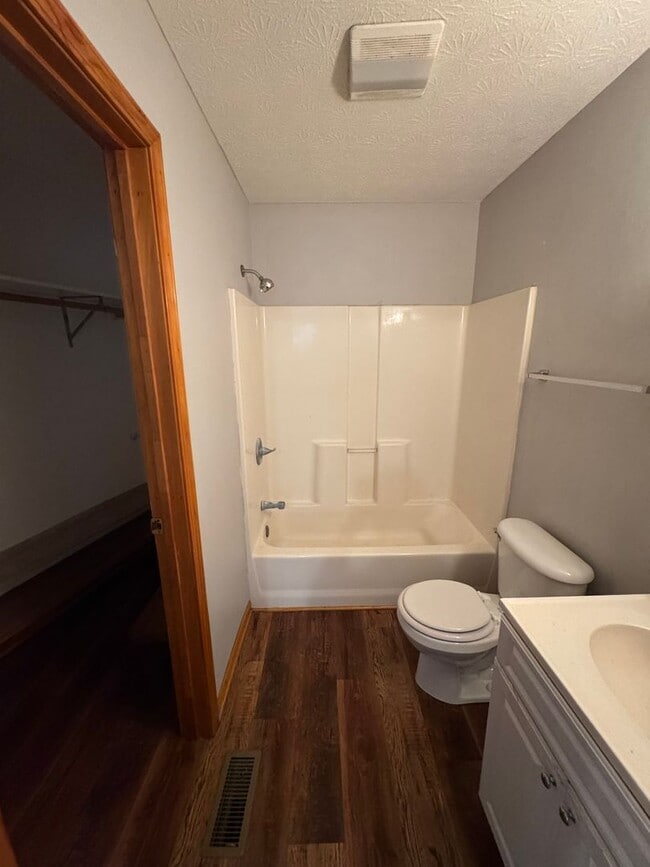 Building Photo - Perry Twp - 3 bedroom home