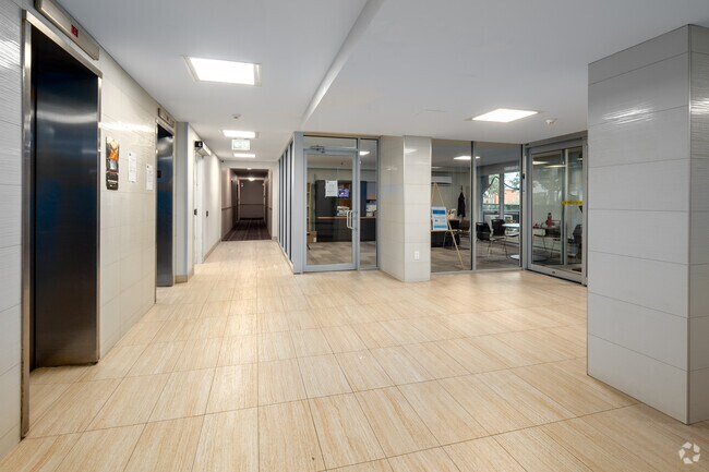 Hall d'entrée - 2550 Kingston