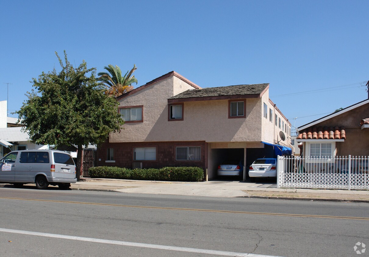 Primary Photo - Highland Apartments Ii