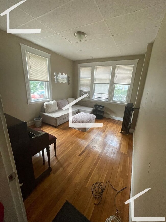 Brighton 2 Bed available 6/1 - Brighton 2 Bed available 6/1 House