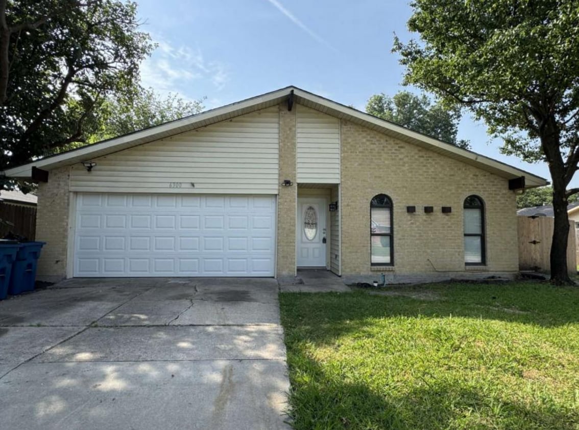 front - 6300 Pine St