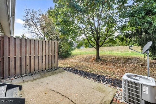 Building Photo - 1356 Meadow Run
