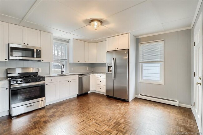 Cocina - 195 Seymour Ave