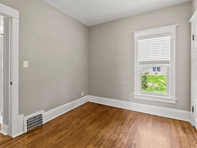 Foto del edificio - 2320 N 63rd St