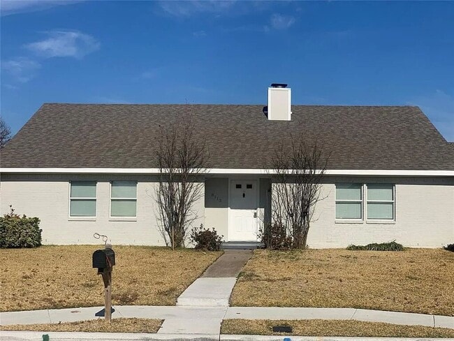 Photo - 8113 Chesham Drive House