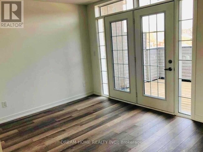 Building Photo - 7 Heswall Ln