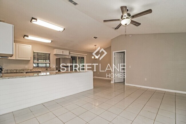 Foto del edificio - Charming 3 Bedroom in Apopka!