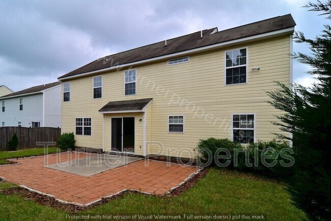 Building Photo - 680 Thornhill Dr