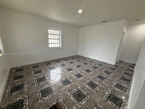 Building Photo - 1511 NW 45th St