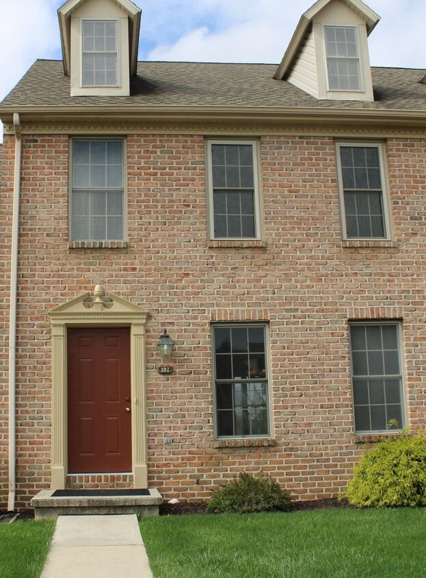 Primary Photo - Town Home
