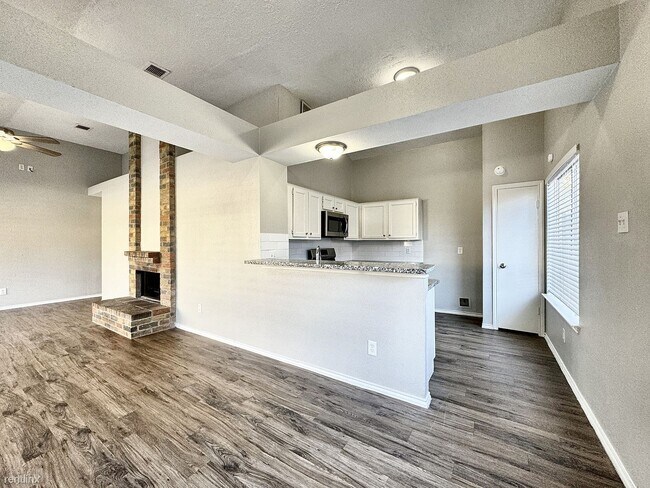 Building Photo - 3 br, 2 bath House - 11918 Westlock Dr